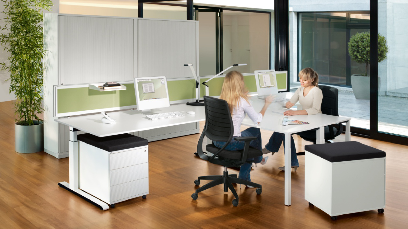 Sit stand desk